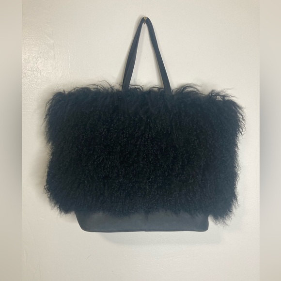 Huge weekender tote bag Mongolian fur leather bottom - Picture 2 of 11